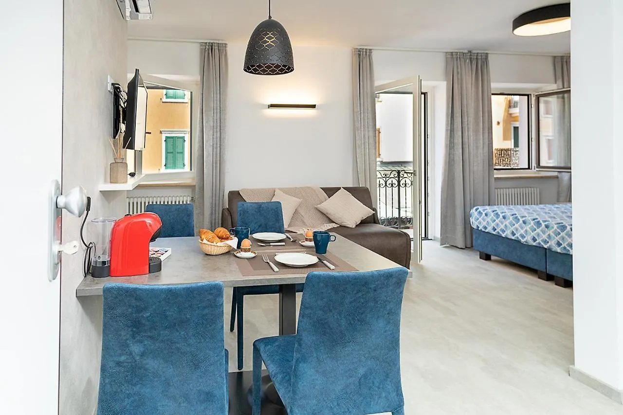 Apartment Baur Suite - Regarda Travel Bardolino