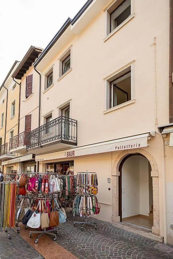 Baur Suite - Regarda Travel Bardolino Apartment